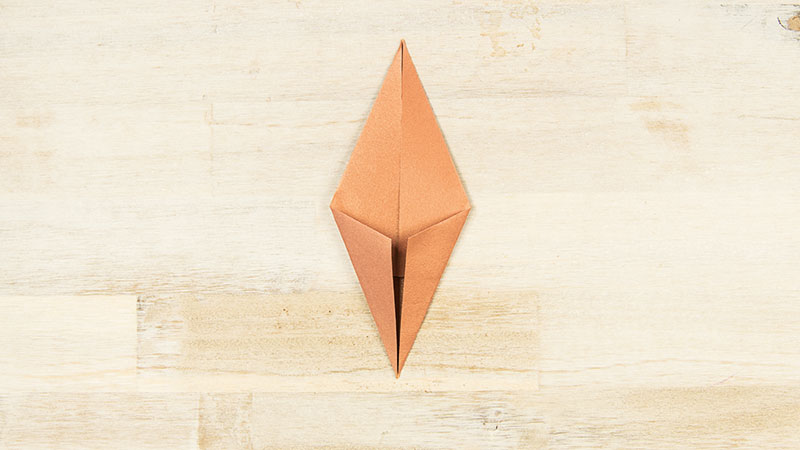 Origami-Kupfer-Sterne basteln - Schritt 2