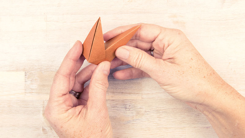 Origami-Kupfer-Sterne basteln - Schritt 6